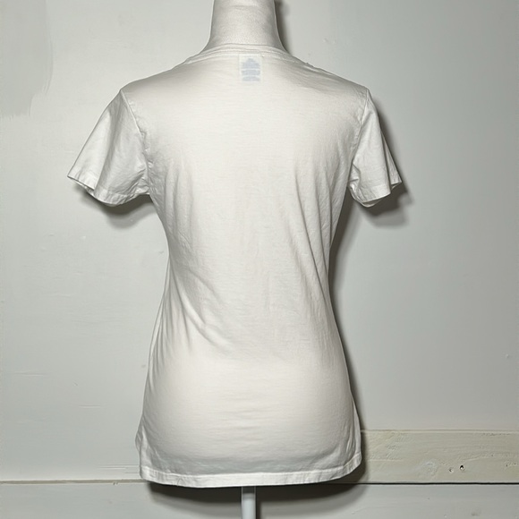 Love is a terrible thing to hate T-shirt nwot - Picture 4 of 5